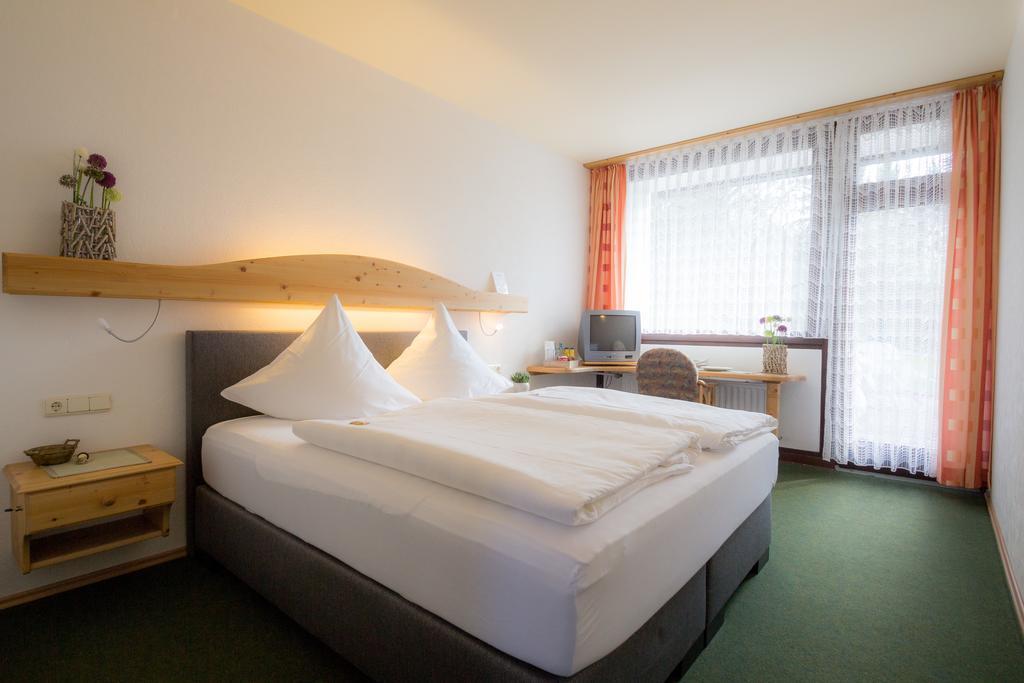 Hotel Am Lingelbach Knüllwald Pokój zdjęcie