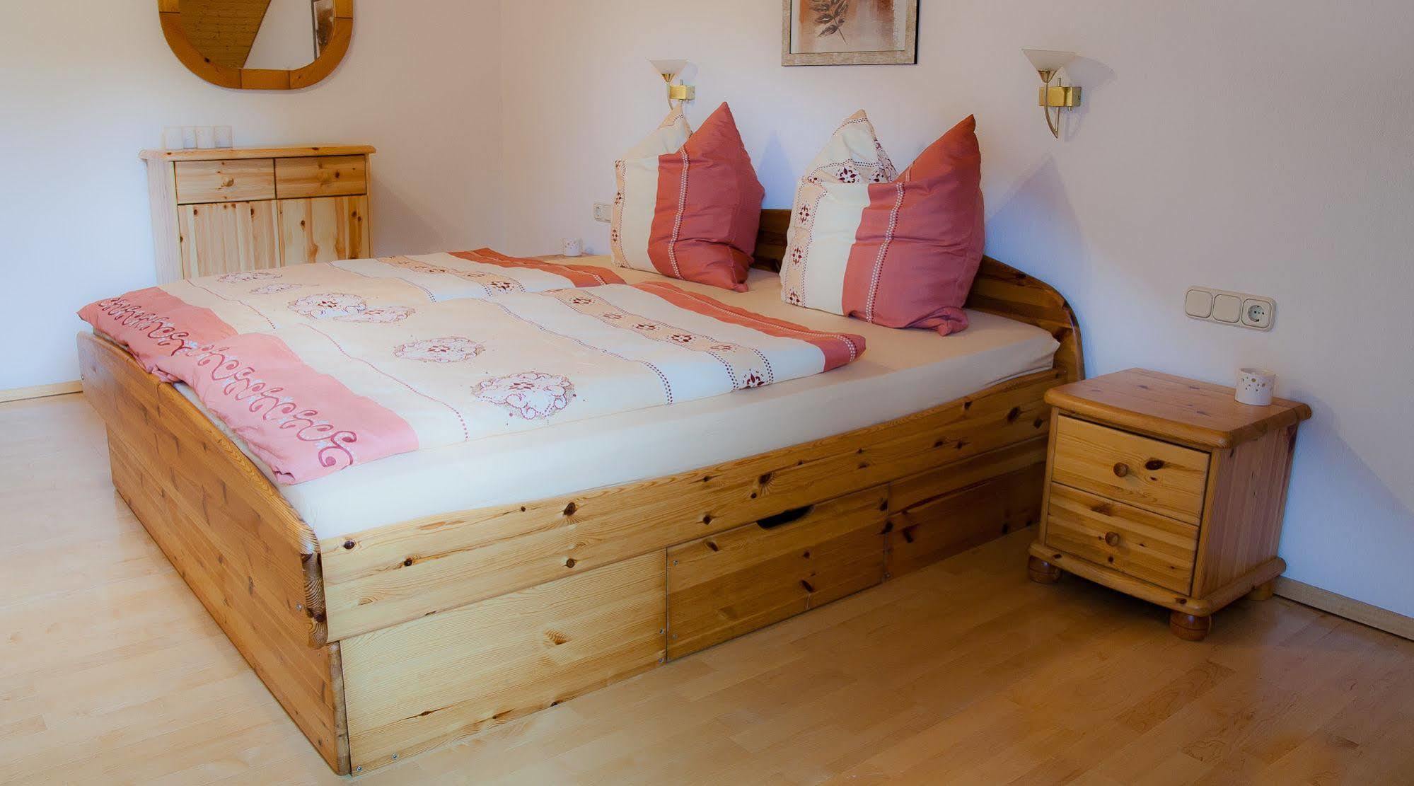 Hotel Am Lingelbach Knüllwald Zewnętrze zdjęcie